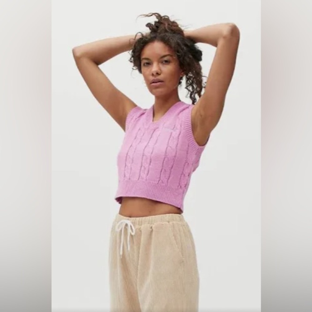 Urban Outfitters Iets frans brand XS NWT lilac purple sweater vest